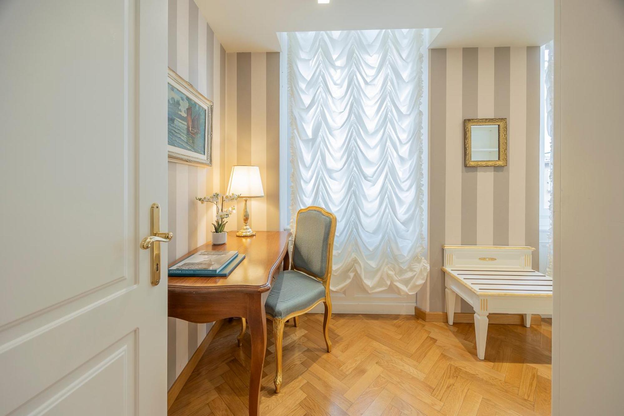 Palazzo Monga Boutique Guesthouse Verona Kültér fotó